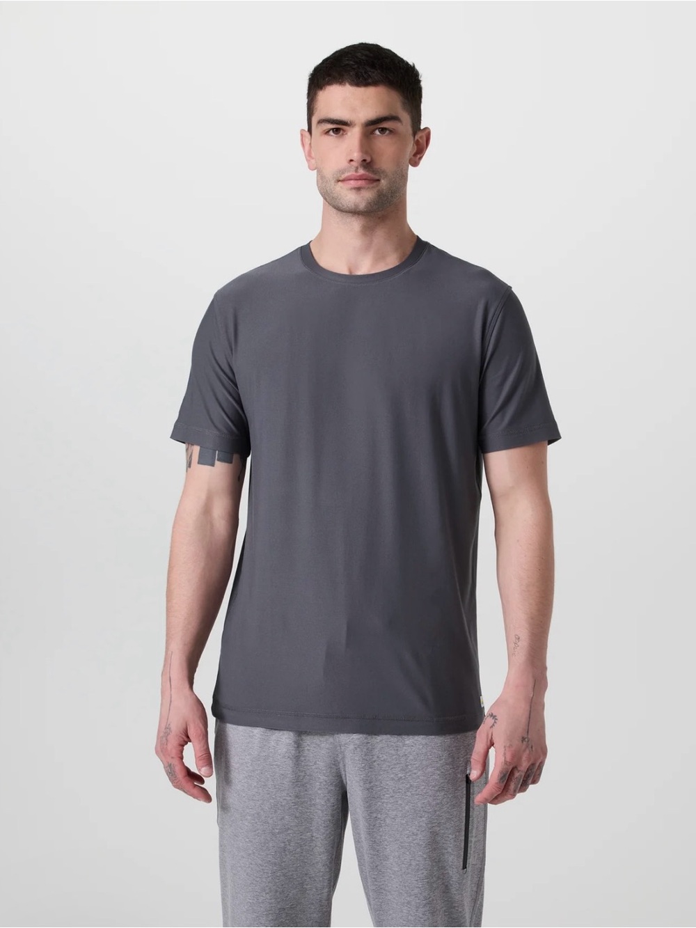 Vuori Gray Strato Tech Performance Shirt Soft Athletic Moisture Wicking Tee XXL